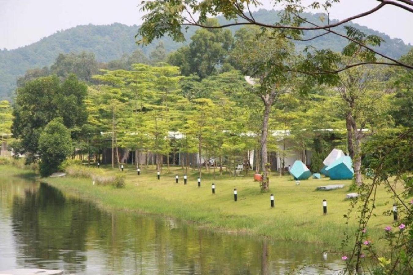 Villa Owner Tai Khu Nghi Duong Sinh Thai Dai Lai Resort Ngoc Quang Esterno foto