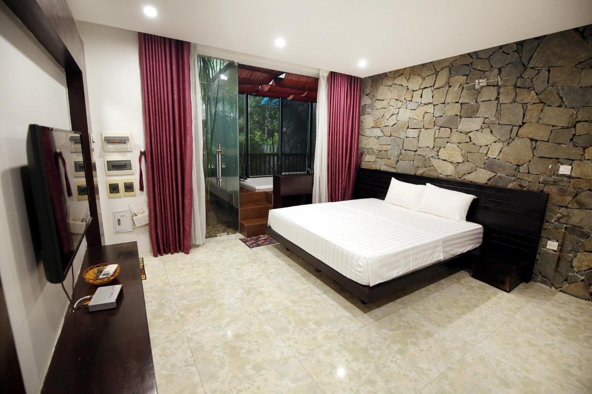 Villa Owner Tai Khu Nghi Duong Sinh Thai Dai Lai Resort Ngoc Quang Esterno foto