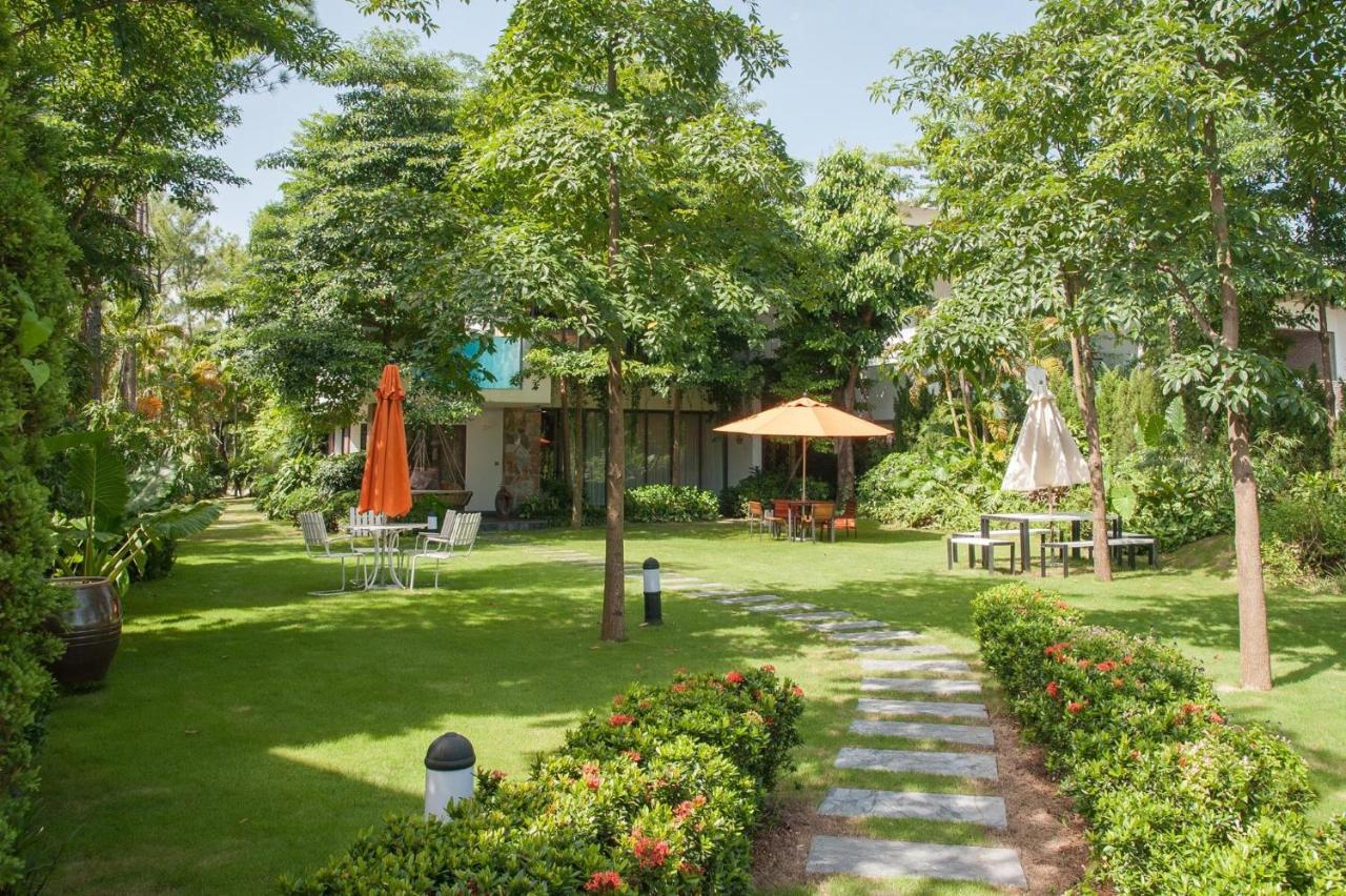 Villa Owner Tai Khu Nghi Duong Sinh Thai Dai Lai Resort Ngoc Quang Esterno foto